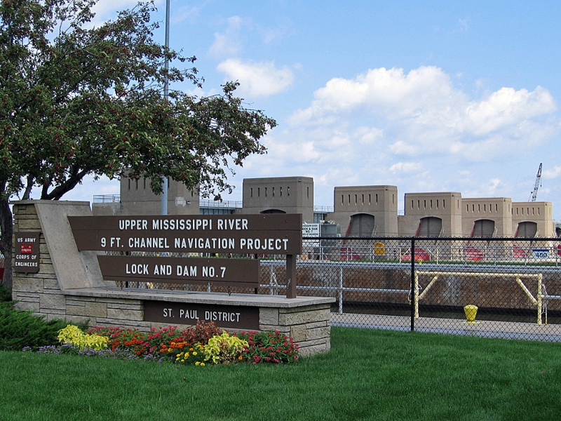 Lock and Dam No.7