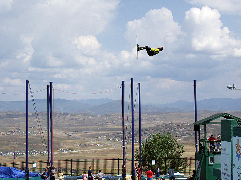 Freestyle Aerials Training Pool