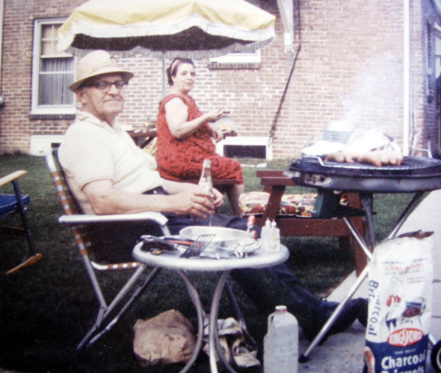 1971 - Dad and Mom