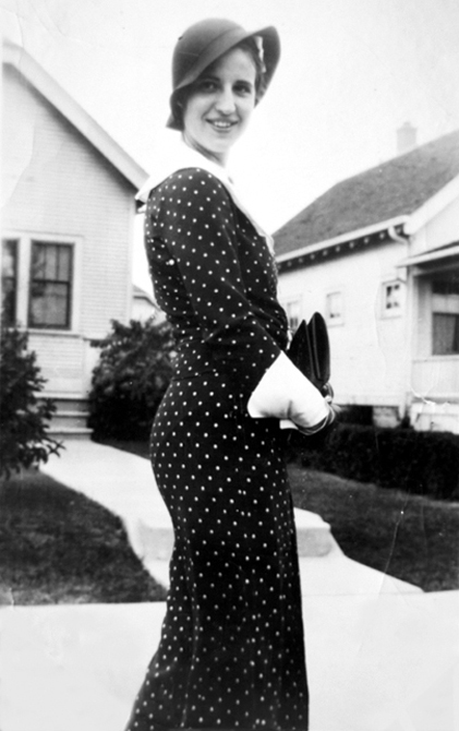 1933