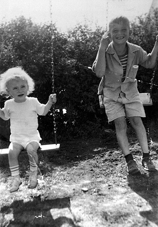 1943 - Tim and Peter