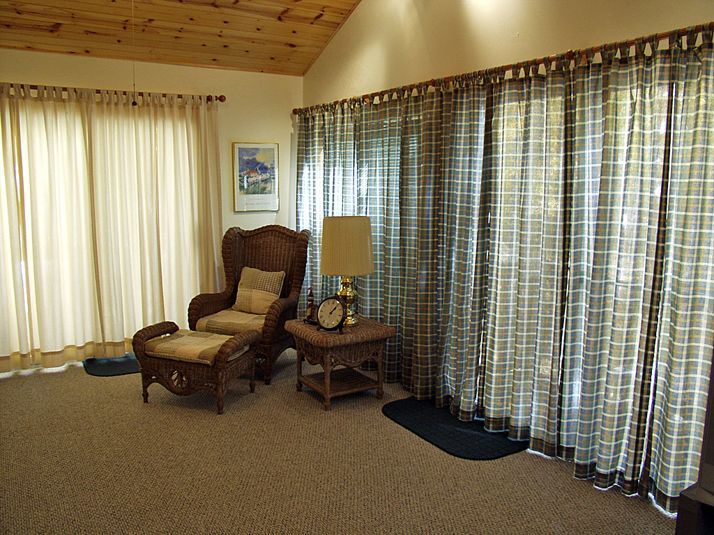 Three Seasons Room