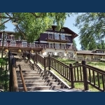 Lake McDonald Lodge