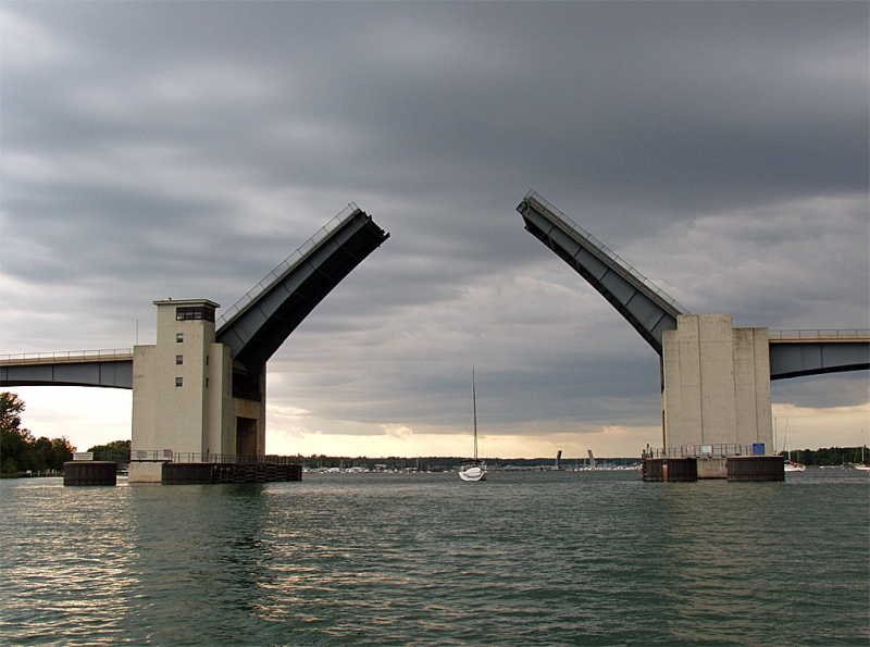 The "Bayview" Bridge - Highway 42/57