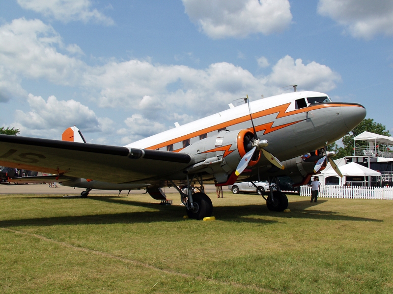 Douglas DC-3