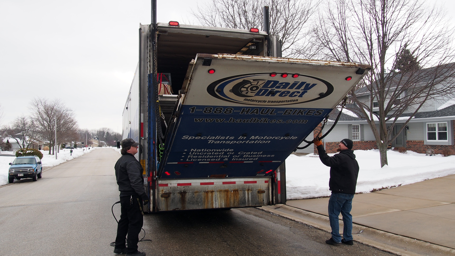 Closing the huge lift gate.