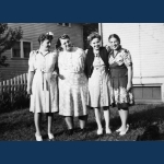 1935 - Louise, Grandma  Endries, Helen, Mom