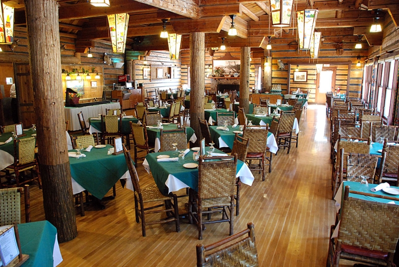 Lake McDonald Lodge - Dining Room