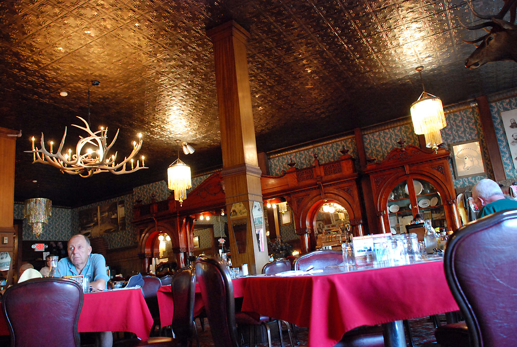 Buffalo Bill's Restaurant And Saloon